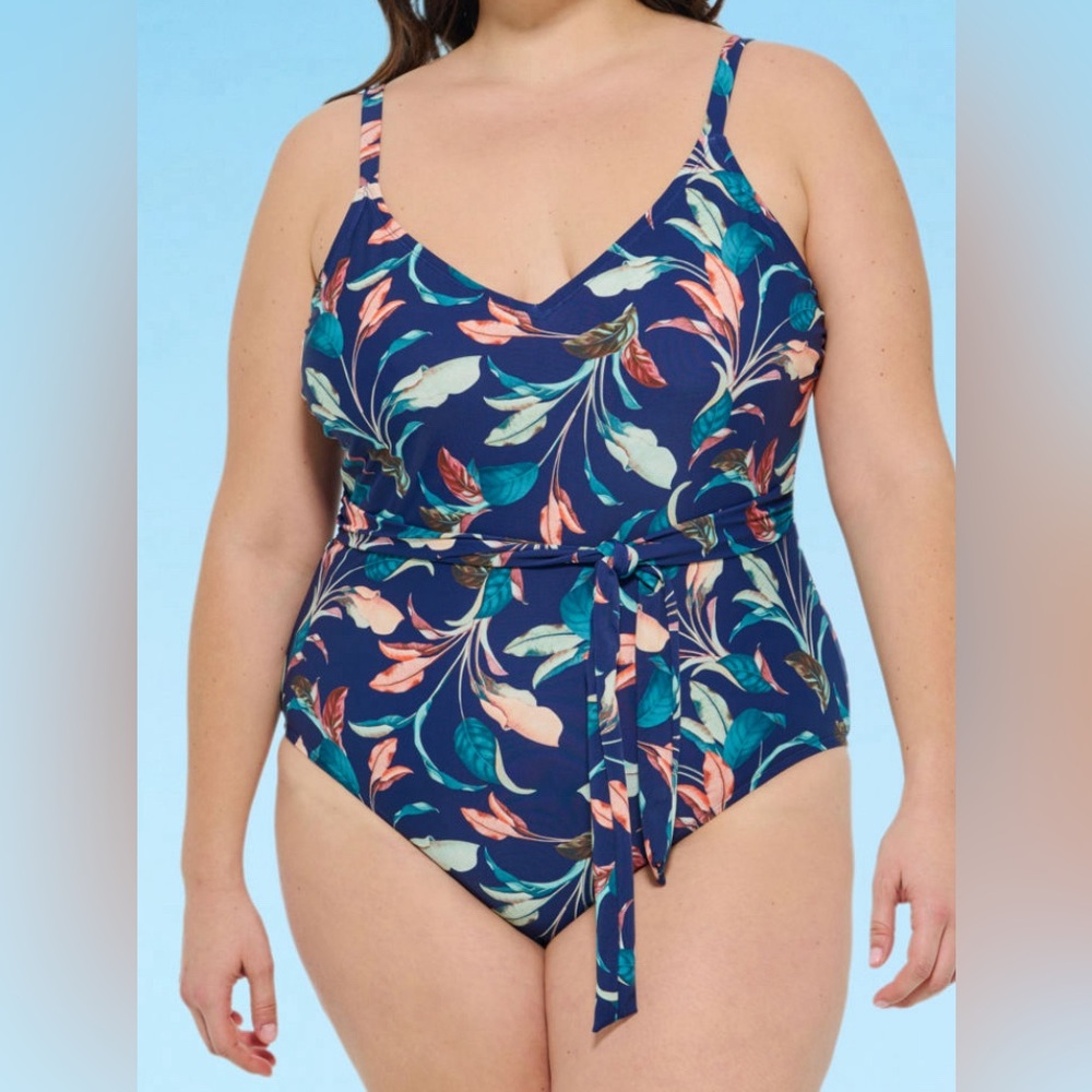 Mynah Womens Exotic Leaf One Piece Swimsuit Plus